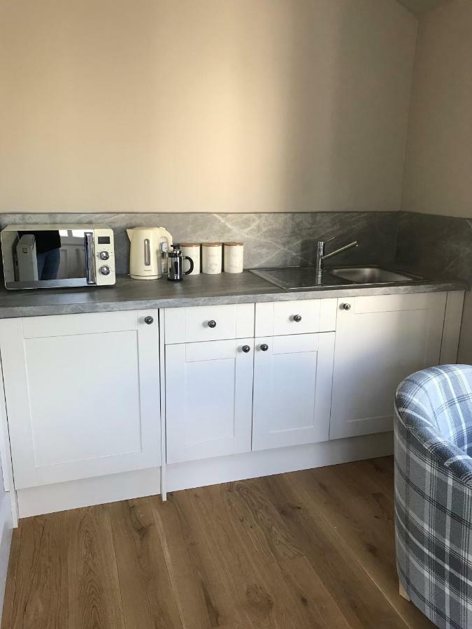 Self-Contained Studio City Centre Location 인버네스 외부 사진